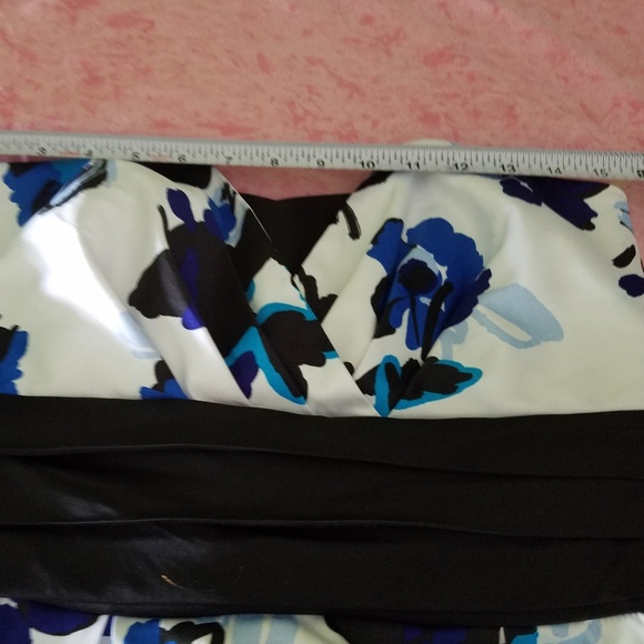 Trixxi Strapless White Floral Dress - Picture 5 of 8